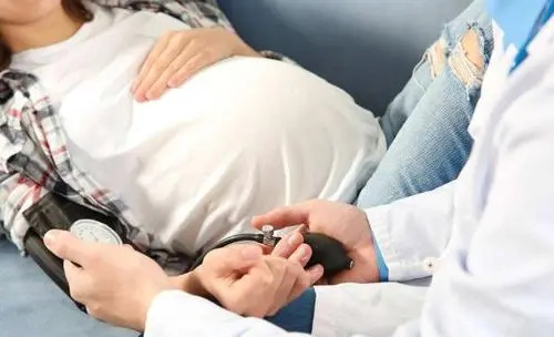 备孕期该如何调理卵巢,避开卵巢保养的三个误区(图1) 备孕期该如何调理卵巢,避开卵巢保养的三个误区(图1)