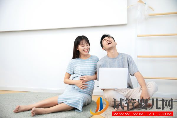 在云南做试管婴儿需多少费用(图1)