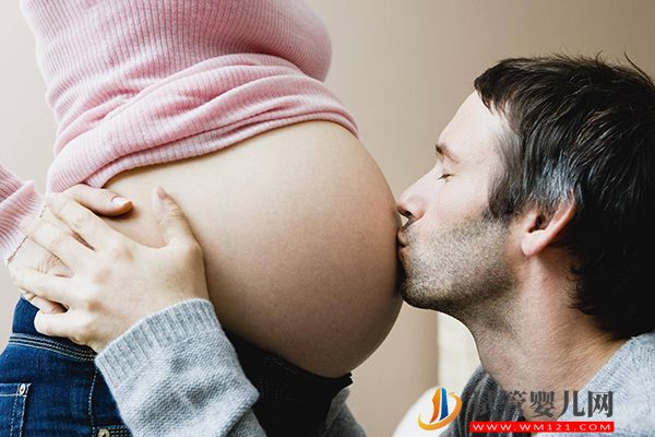 去挪威生孩子福利待遇好，出生就给3万读书就医费用全免