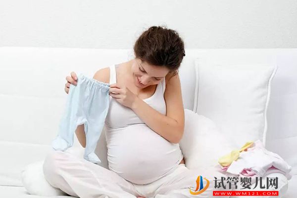 别再问去瑞典生孩子多少钱，医疗全免费还可享超长产假